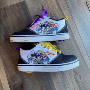 RugRats Heelys Black and White Cartoon Sneakers with Yellow and Purple Accents